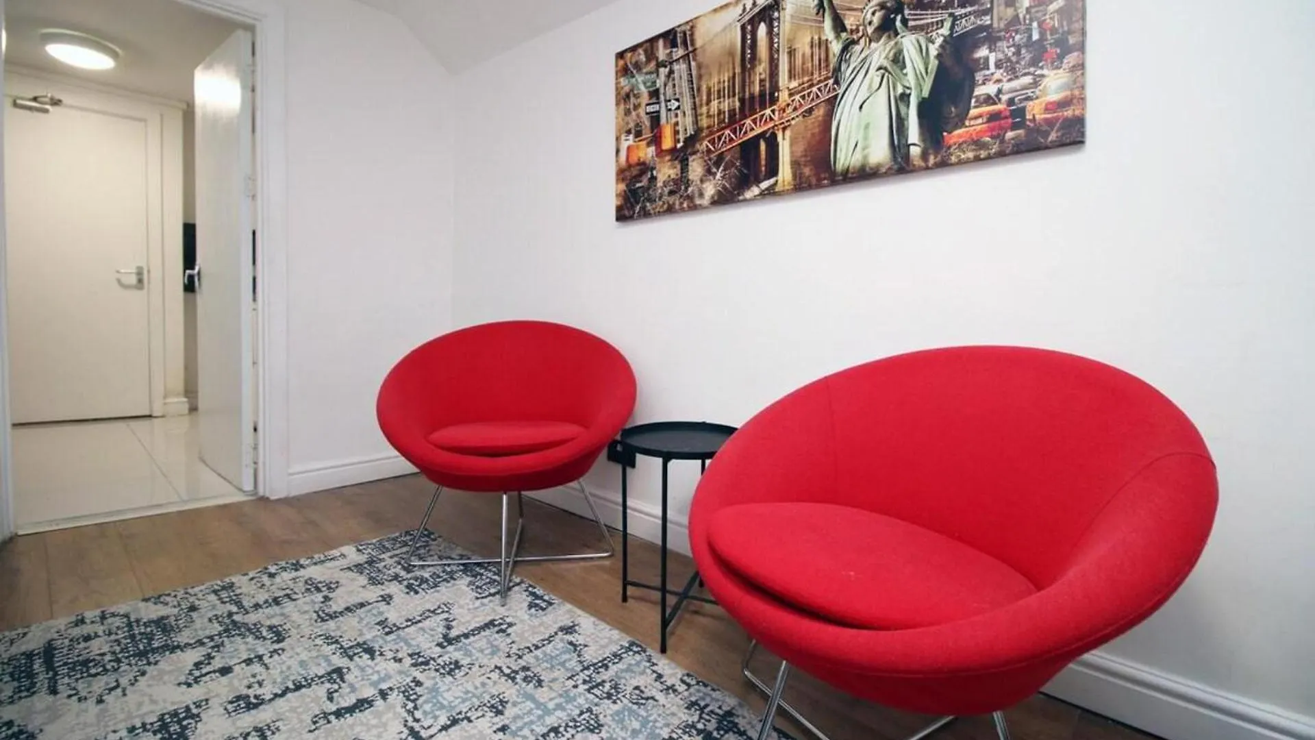Apartmán Comfortable 5-Bedroom Home Free Parking Swansea